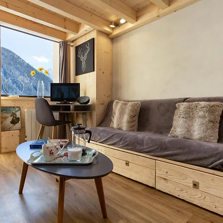 Grand Roc C411 From Slopes 280m, Mont-blanc View, Parking & Wifi - Happy شقة *
